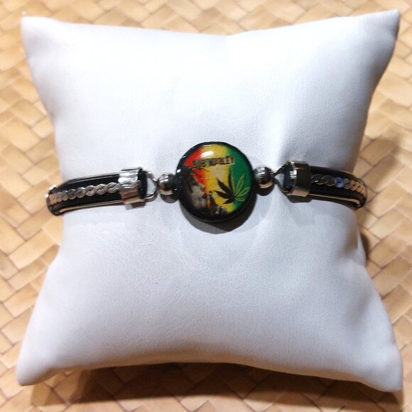 BOB MARLEY Unisex Leather/Silver Hook Friendship Bracelet w/Bob Marley Pendant - Picture 3 of 7